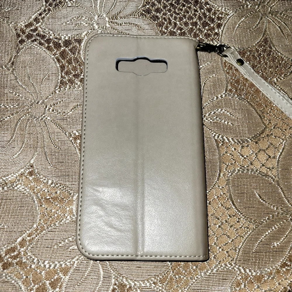Samsung J7